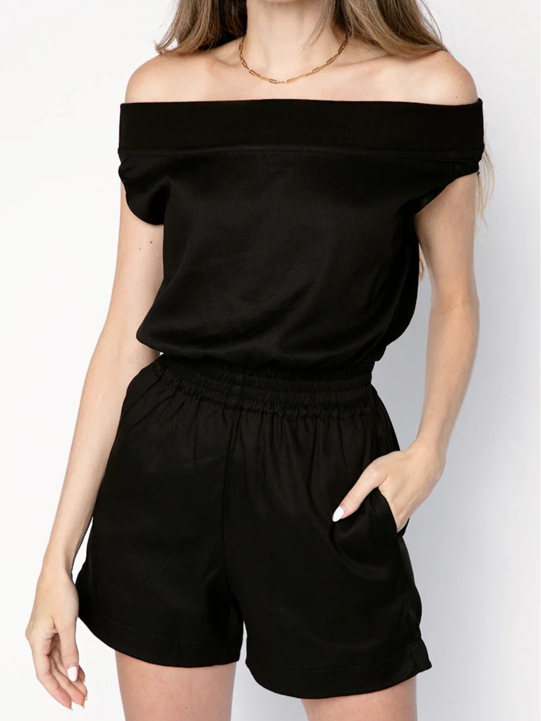 Rta Ginnie Sleeveless Romper In Black Size L